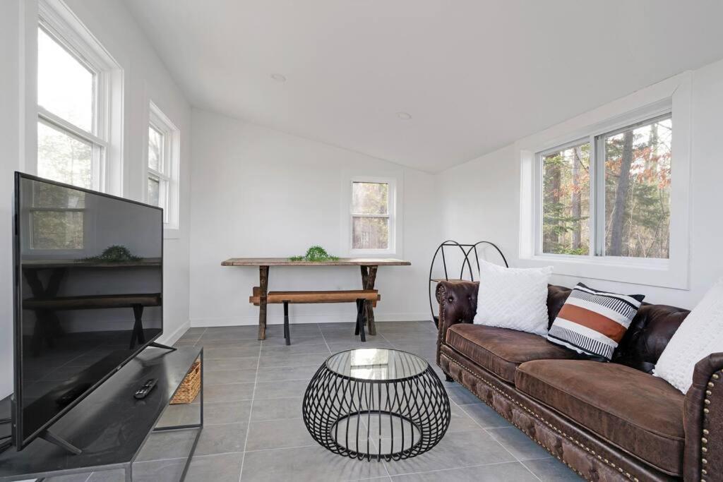 New Paltz Zen Wellness Cabin W/ Hot Tub Exterior photo